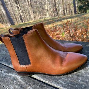 J Crew Pull On Leather Chelsea Booties Size 7 1/2 #AQ659